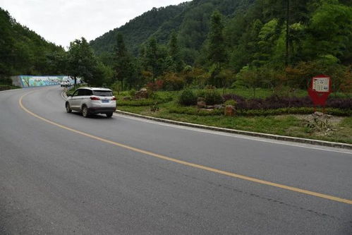 臺江縣全力打造生態(tài)文明公路